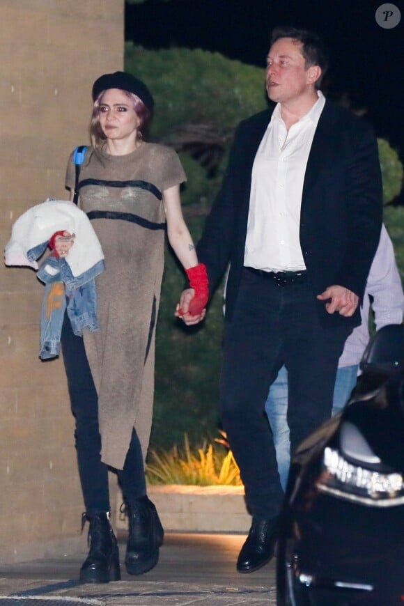 ... puisque l'enfant s'appelle Techno Mechanicus.
Elon Musk et sa compagne Grimes sont allés dîner avec des amis au restaurant Nobu à Malibu, le 3 mai 2019.