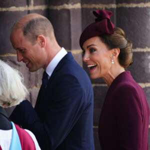 Kate Middleton était au Pays de Galles ce vendredi pour rendre hommage à Elizabeth II.
Le prince William, prince de Galles, et Catherine (Kate) Middleton, princesse de Galles assistent à un service religieux marquant le premier anniversaire de la mort de la reine Elizabeth II à la cathédrale St Davids à Haverfordwest dans le Pembrokeshire, pays de Galles, Royaume Uni, le 8 septembre 2023. 