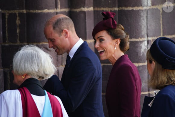 Kate Middleton était au Pays de Galles ce vendredi pour rendre hommage à Elizabeth II.
Le prince William, prince de Galles, et Catherine (Kate) Middleton, princesse de Galles assistent à un service religieux marquant le premier anniversaire de la mort de la reine Elizabeth II à la cathédrale St Davids à Haverfordwest dans le Pembrokeshire, pays de Galles, Royaume Uni, le 8 septembre 2023. 