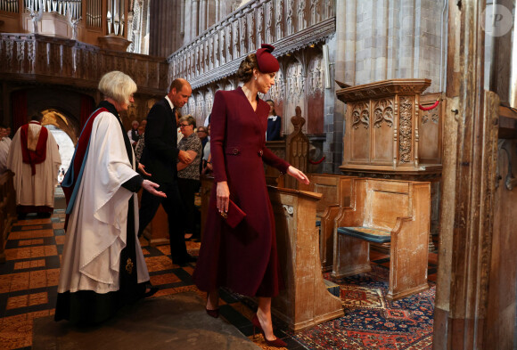 Le prince William, prince de Galles, et Catherine (Kate) Middleton, princesse de Galles assistent à un service religieux marquant le premier anniversaire de la mort de la reine Elizabeth II à la cathédrale St Davids à Haverfordwest dans le Pembrokeshire, pays de Galles, Royaume Uni, le 8 septembre 2023.