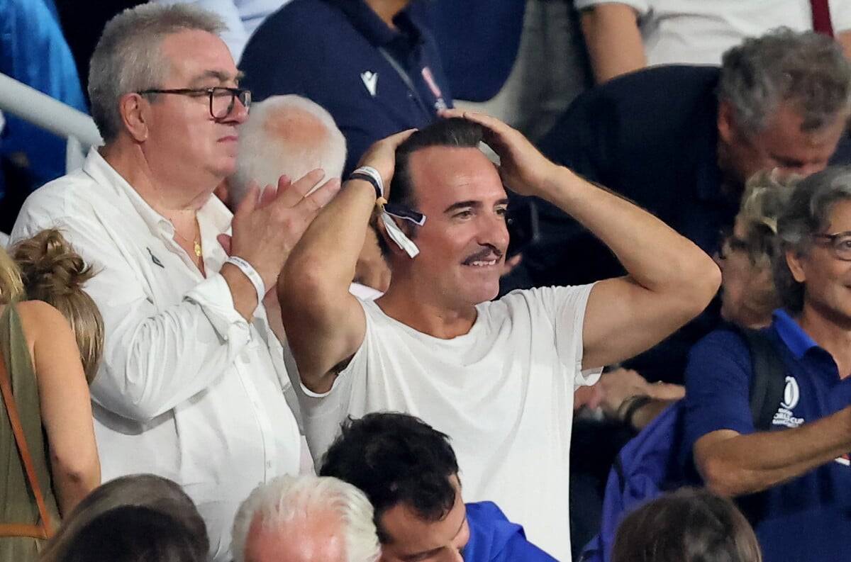 Photo Jean Dujardin People dans les tribunes lord du match d