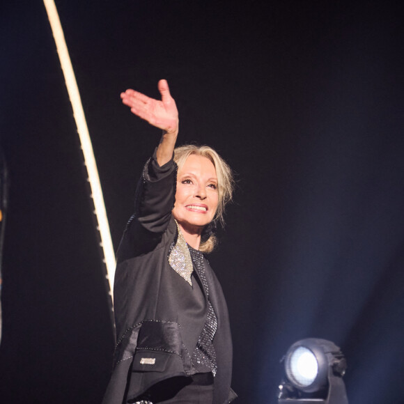 Un homme qui fut violent avec elle
Exclusif - L'auteure-compositrice-interprète et pianiste française Véronique Sanson en concert à Montereau-Fault-Yonne, France, le 21 octobre 2022.