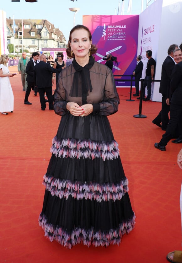 L'actrice française avait opté pour une robe qui sortait de l'ordinaire
Carole Bouquet - Arrivées à la cérémonie de clôture et la projection du film Joika lors de la 49ème édition du festival du film américain de Deauville le 9 septembre 2023. © Denis Guignebourg / Bestimage 