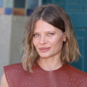 Mélanie Thierry - Photocall du film "Captive" sur les planches lors de la 49ème édition du festival du film américain de Deauville le 9 septembre 2023. © Denis Guignebourg / Bestimage 