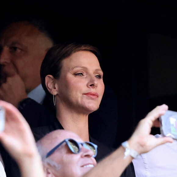 La princesse Charlene de Monaco - Tribunes lors du match de rugby entre l'Afrique du Sud et l'Écosse (18-3) au stade Vélodrome à Marseille, le 10 septembre 2023. © Dominique Jacovides / Bestimage