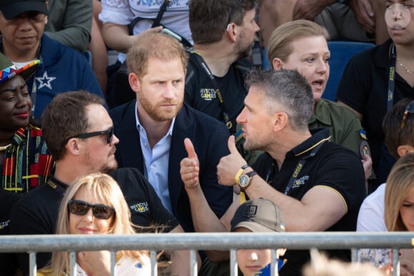 Le prince Harry, duc de Sussex, assiste aux Invictus Games 2023 (Jour 2) à Düsseldorf, Allemagne, le 11 septembre 2023. © Imago/Panoramic/Bestimage