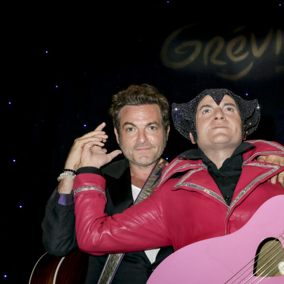 L'artiste de 51 ans rejoint effectivement la galerie des mélomanes.
Matthieu Chedid - Inauguration de la statue de cire de Matthieu Chedid, le chanteur - M -, au musée Grévin. Paris, le 11 septembre 2023. © Jack Tribeca / Bestimage