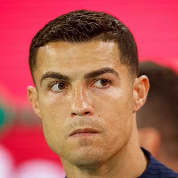 Cristiano Ronaldo au coeur d'une fake news
 
Cristiano Ronaldo au match de football de quart de finale opposant le Portugal au Maroc lors de la coupe du Monde au stade Education City à Al Rayyan au Qatar. © Fotoarena/Panoramic/Bestimage