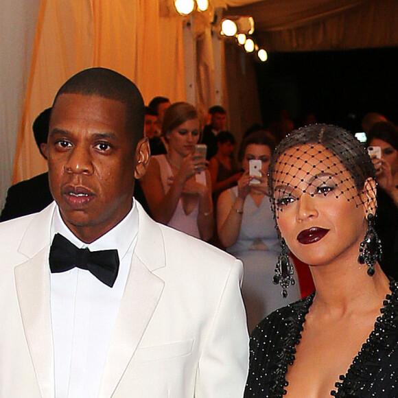 Jay-Z et sa femme Beyonce Knowles - Soirée du Met Ball / Costume Institute Gala 2014: "Charles James: Beyond Fashion" à New York le 5 mai 2014. 