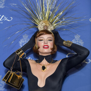 Elodie Frégé - Photocall des 125 ans du Ritz à Paris Le 14 septembre 2023. Le Ritz Paris a célébré ses 125 ans autour d'une soirée légendaire, en présence de plus de 700 invités, dont de très nombreuses personnalités issues du monde de la mode, des arts et du spectacle. Une soirée exceptionnelle, en hommage à César Ritz, fondateur visionnaire de l'hôtel, et placée sous le signe de l'Or, en écho à Louis XIV, le roi soleil, à l'origine de la célèbre place Vendôme. Durant plusieurs heures, dans le Grand Jardin de l'hôtel, brillant de mille feux, plus de 90 artistes se sont produits sous la direction artistique et la mise en scène et en danse de F. Fontan. Une scénographie somptueuse rappelant les grandes fêtes du Château de Versailles. La direction musicale a quant à elle été confiée au chef d'orchestre et compositeur T. Roussel. La soirée se déroulait en 3 actes : " le roi chante ", " le roi danse ", et " tout le monde danse ". Les invités ont été éblouis par les performances des artistes dont le duo Charlie Voodoo et Théophile Alexandre, accompagnés de danseuses inspirées de l'exubérante Marquise Casati, de la danseuse Etoile A.Renavand et des danseurs du Ballet de l'Opéra national de Paris - F. Melac, R. Stojanov et T. Coste - les Electrostreet, le Symphonic Orchestra du Ritz Paris et ses musiciens, les Dj back to back Desiderata, P. Winter et K.Smile... sans oublier D. Bürki, rayonnante Maîtresse de cérémonie. Toute l'offre gastronomique de cette soirée a été confiée à J. Legras, Chef Exécutif du Ritz Paris, à F. Perret, Chef Pâtissier de l'hôtel, et à R. de Courcy, Chef Barman. Une soirée extraordinaire pour célébrer 125 ans de légende et ancrer le Ritz Paris dans l'éternité. © Rachid Bellak/ Bestimage 