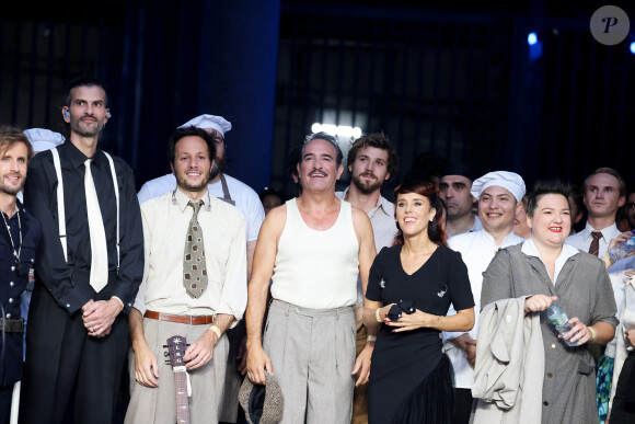 Jean Dujardin, Zaz et Vianney - Cérémonie d'ouverture de la Coupe du Monde de Rugby France 2023 avant le match de la Poule A entre la France et la Nouvelle-Zélande au Stade de France à Saint-Denis le 8 septembre 2023. © Dominique Jacovides/Bestimage 