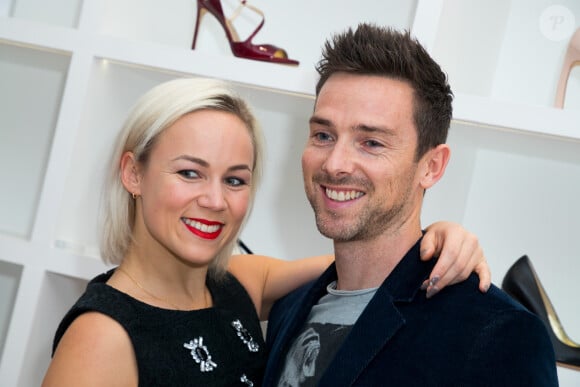 Emmanuelle Berne et son compagnon Chris Buncombe - Soirée Il était une fois...Christophe Guillarmé & Charles Jourdan à la boutique Charles Jourdan au 7 place de la Madeleine dans le 8ème arrondissement de Paris le 14 novembre 2019. © Rachid Bellak/Bestimage