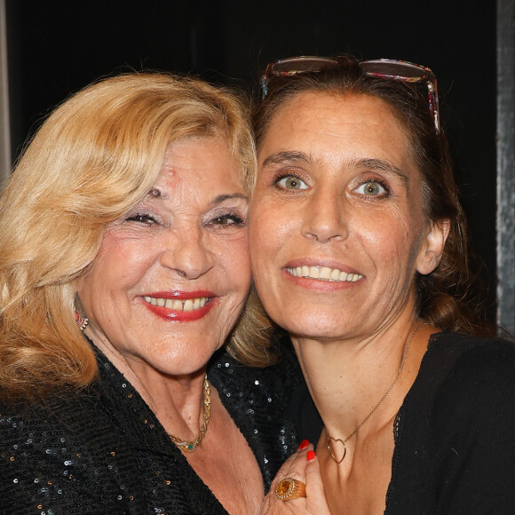 Exclusif - Nicoletta et Emily Bécaud - Concert "Et Maintenant", le spectacle hommage à Gilbert Bécaud interprété par Jules Grison avec la participation exceptionnelle de sa fille, Emily Bécaud à l'Olympia, Paris le 17 septembre 2023. © Coadic Guirec/Bestimage 