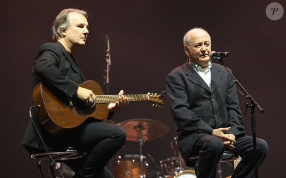 Exclusif - Claude Lemesle - Concert "Et Maintenant", le spectacle hommage à Gilbert Bécaud interprété par Jules Grison avec la participation exceptionnelle de sa fille, Emily Bécaud à l'Olympia, Paris le 17 septembre 2023. © Coadic Guirec/Bestimage 