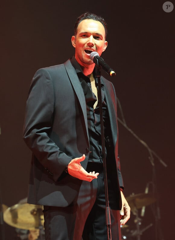 Exclusif - Jules Grison - Concert "Et Maintenant", le spectacle hommage à Gilbert Bécaud interprété par Jules Grison avec la participation exceptionnelle de sa fille, Emily Bécaud à l'Olympia, Paris le 17 septembre 2023. © Coadic Guirec/Bestimage 