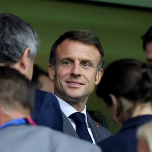 En cause : son discours sur la lutte contre le séparatisme, qui avait notamment pointé du doigt l'instruction à domicile.
Le Président de la République, Emmanuel Macron - People dans les tribunes lors du match de Poule A de la Coupe du Monde de Rugby France 2023 entre la France et l'Uruguay (27-12) au stade Pierre-Mauroy à Lille le 14 septembre 2023. © Cyril Moreau-Dominique Jacovides/Bestimage 