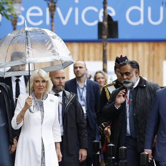 Camilla Parker Bowles - Visite du marché aux fleurs du centre de Paris, le 21 septembre 2023. © Cyril Moreau/Bestimage