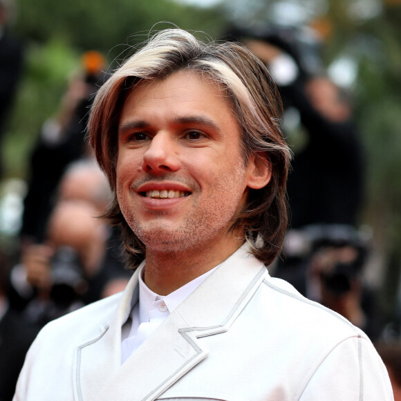 Orelsan vient d'effectuer le plus gros transfert de l'histoire de la musique en France.
Orelsan - Montée des marches du film "Indiana Jones et le cadran de la destinée" lors du 76e Festival de Cannes, au Palais des Festivals à Cannes. © Jacovides-Moreau / Bestimage