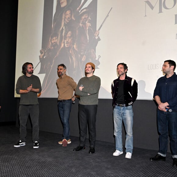 Dimitri Rassam, Martin Bourboulon, François Civil, Romain Duris et Pio Marmaï lors de la première du film "Les Trois Mousquetaires: d'Artagnan", réalisé par M.Bourboulon et produit par D.Rassam, au cinéma au Pathé gare du Sud à Nice, France, le 1er avril 2023. Cette adaptation du livre d'Alexandre Dumas, sort en salle le 5 avril 2023. © Bruno Bebert/Bestimage 