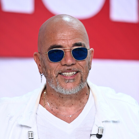 Exclusif - Pascal Obispo - Enregistrement de l'émission "Vivement dimanche" au studio Gabriel, présentée par M.Drucker, diffusée sur France 3 le 17 septembre 2023. © Guillaume Gaffiot / Bestimage 