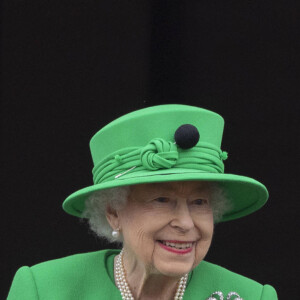 Tradition jusque-là honorer par les Souverains jusqu'à l'accession au trône d'Elizabeth II
La reine Elisabeth II d'Angleterre, Le prince George de Cambridge - Jubilé de platine de la reine Elisabeth II d'Angleterre à Bukingham Palace à Londres, le 5 juin 2022. 