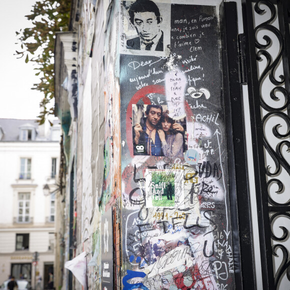 Ouverture au public de la maison de Serge Gainsbourg, rue de Verneuil à Paris, France, le 16 septembre 2023. © Jack Tribeca/Bestimage