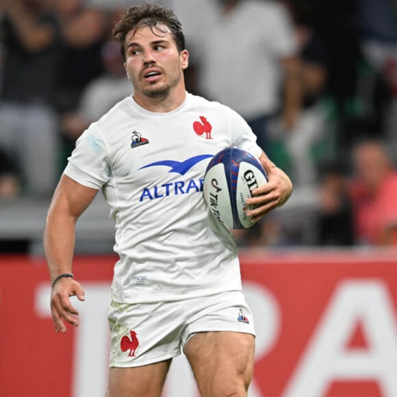 Antoine Dupont (france) - RUGBY : France vs Ecosse (30-27) - Match préparatif pour la coupe du monde 2023 à Saint-Étienne le 12 août 2023. © Frédéric Chambert / Panoramic / Bestimage