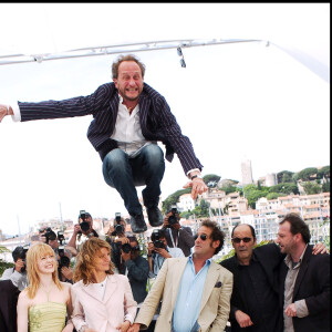 Admettant avoir déjà donné des interviews "bourré", il avoue aimer l'alcool social.
Benoît Poelvoorde, Benoît Magimel, Nicole Garcia, Vincent Lindon et Jean-Pierre Bacri au Festival de Cannes 2006