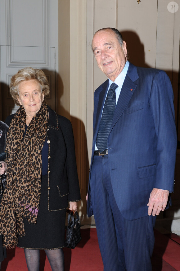 Archives - Bernadette Chirac et son mari Jacques Chirac au Sénat à Paris. Le 16 mars 2010