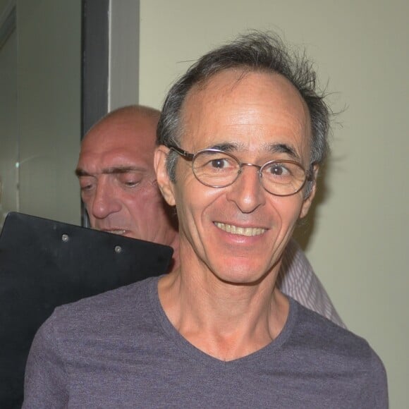 Exclusif - Jean-Jacques Goldman - Vente aux enchères à l'occasion du 20ème anniversaire du spectacle "Les Vendanges du Coeur" à Ouveillan, près de Narbonne (Aude) au profit des "Restos du Coeur" le 20 juillet 2014.