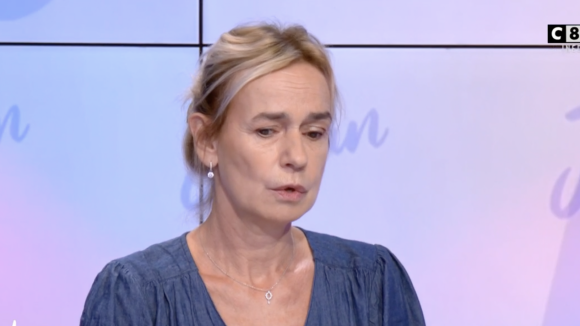 VIDEO Sandrine Bonnaire révèle la mort récente de sa mère dans des circonstances très troubles