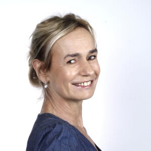 Exclusif - Portrait de Sandrine Bonnaire à Paris, le 2 octobre 2023. 2023. © Cédric Perrin/Bestimage