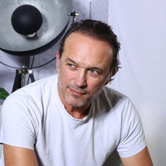 Exclusif - Rencontre avec Vincent Perez lors de la 12ème édition du festival "De l'écrit à l'écran" à Montélimar. Le 23 septembre 2023 © Denis Guignebourg / Bestimage 