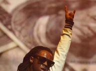 Regardez, Lil Wayne a enfin été conduit en prison !