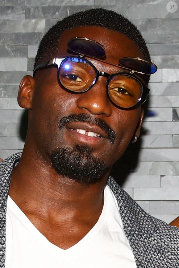 La blague de Cédric Doumbé a suscité l'indignation
Cédric Doumbe, Champion du Monde de Kick Boxing - Inauguration d'un nouveau studio Fitwave à Paris le 17 septembre 2019. © Gwendoline Le Goff , Panoramic , Bestimage