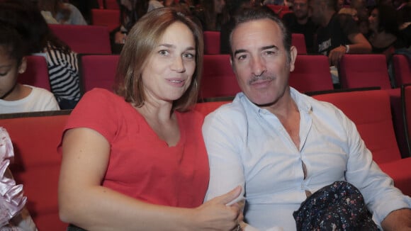 Jean Dujardin et Nathalie Péchalat s'affichent très amoureux, Thibault Chanel gaga de sa fille devant Chantal Goya
