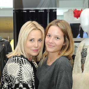 Exclusif - Rendez-vous avec Sophie Favier et sa fille Carla dans sa boutique a Neuilly sur Seine. Le 10 novembre 2012