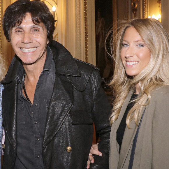 Exclusif - Jean-Luc Lahaye avec sa compagne Paola et Pierre-Jean Chalençon - Soirée "Octobre Rose" au Palais Vivienne organisée par Véronique Koch et pour marraine Fabienne Thibeault à Paris le 16 octobre 2023. © Cédric Perrin/Bestimage 