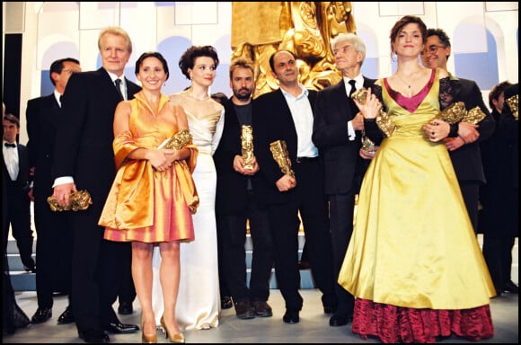 André Dussollier, Ariane Ascaride, Juliette Binoche, Luc Besson, Jean-Pierre Bacri, Alain Resnais et Agnès Jaoui - César 1998. 