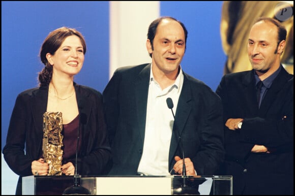 Cédric Klapisch, Agnès Jaoui et Jean-Pierre Bacri - César du meilleur scénario pour "Un air de famille" en 1997