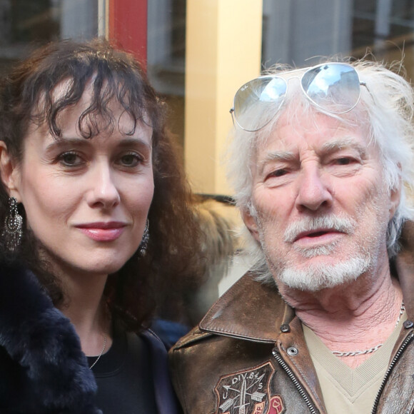 Hugues Aufray et sa compagne Murielle - Vernissage de l'exposition "Serge Gainsbourg" à la galerie de l'instant à Paris, le 28 mars 2018. © CVS/Bestimage