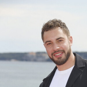 Marwan Berreni de PLUS BELLE LA VIE CANNESERIES SAISON 5 au Palais des Festivals et des Congrès de Cannes, samedi 2 avril 2022. © Christophe Aubert via Bestimage 