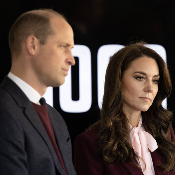 Kate Middleton et le prince William ont hérité d'un manoir à Anmer Hall en guise de cadeau de mariage
Le prince de Galles William et Kate Catherine Middleton, princesse de Galles - Le prince et la princesse de Galles en visite au centre Roca à Chelsea dans le Massachusetts, à l'occasion de leur voyage officiel aux Etats-Unis. 