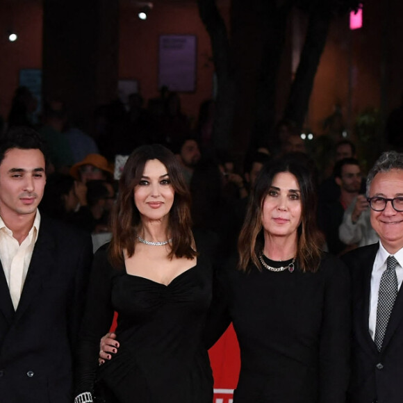 Monica Bellucci, Eleonora Pratelli, Paolo Del Brocco, Yannis Dimolitsas à la première du film "Maria Callas, Lettres et Mémoires" lors du 18ème Rome International Film Festival, à l'auditorium Parco Della Musica de Rome, Italie, le 20 octobre 2023. © SGP/Bestimage