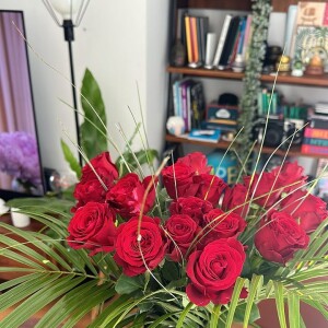 Mais aussi avec son chéri qui lui a offert des roses
Laure Boulleau, Instagram