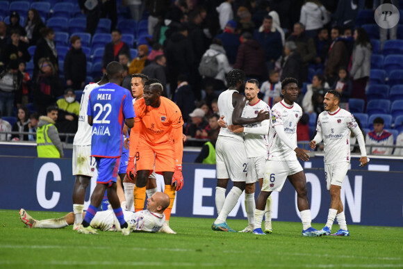Joie de Mory Diaw et ses coéquipiers (clermont) - Match de football Ligue 1 Uber Eats opposant l'Olympique Lyonnais à Clermont Foot (1-2) à Lyon le 22 octobre 2023.