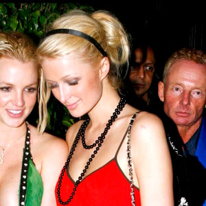 Britney Spears avec Paris Hilton, en soirée à Hollywood.