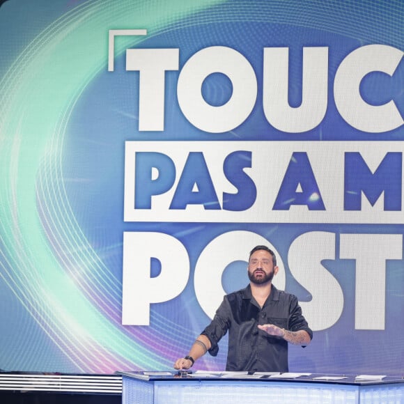 Exclusif - Cyril Hanouna - Enregistrement de l'émission "TPMP (Touche Pas à Mon Poste)", présentée par C.Hanouna et diffusée en direct sur C8 le 26 octobre 2023 © Jack Tribeca / Bestimage 