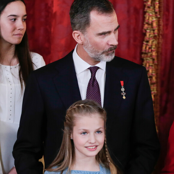 Le roi Felipe VI, la princesse Leonor - La famille royale d'Espagne lors de la cérémonie de remise de la Toison d'Or à l'héritière du trône au palais royal à Madrid. Le 30 janvier 2018 
