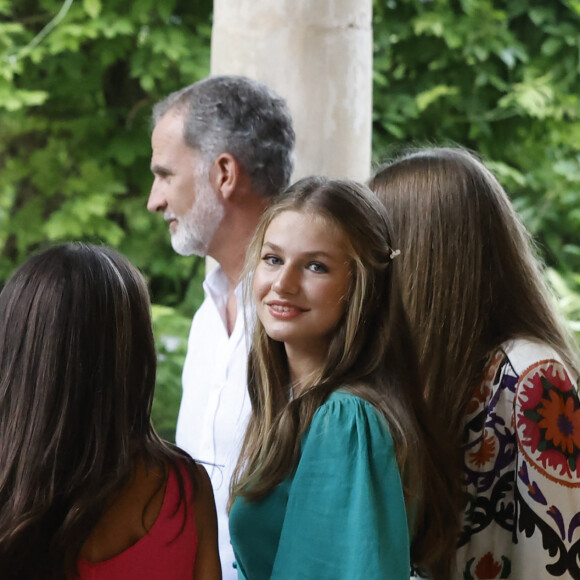 Le roi Felipe VI, la reine Letizia d'Espagne et leurs filles - Vacances à Majorque, 31 juillet 2023. © Casa del Rey